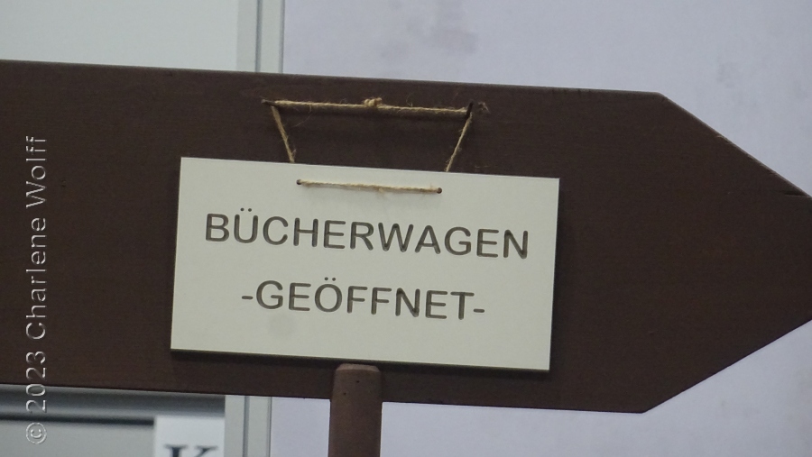 Bücherwagen -Bücher wagen?